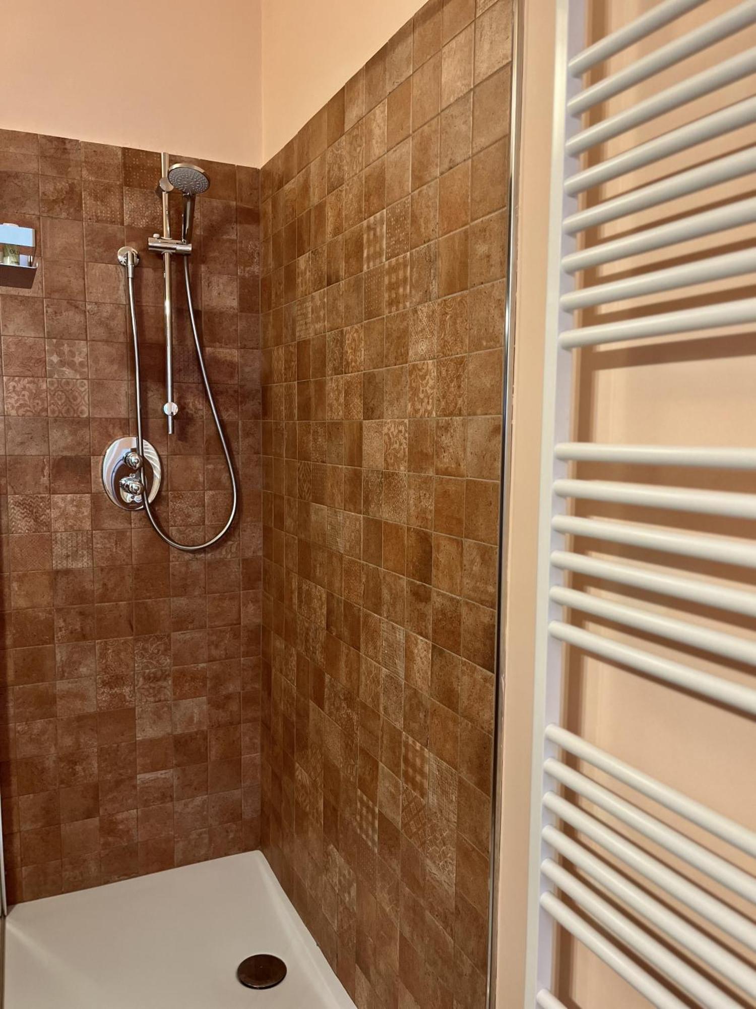 Casa Caimotta Hotel Neive Luaran gambar